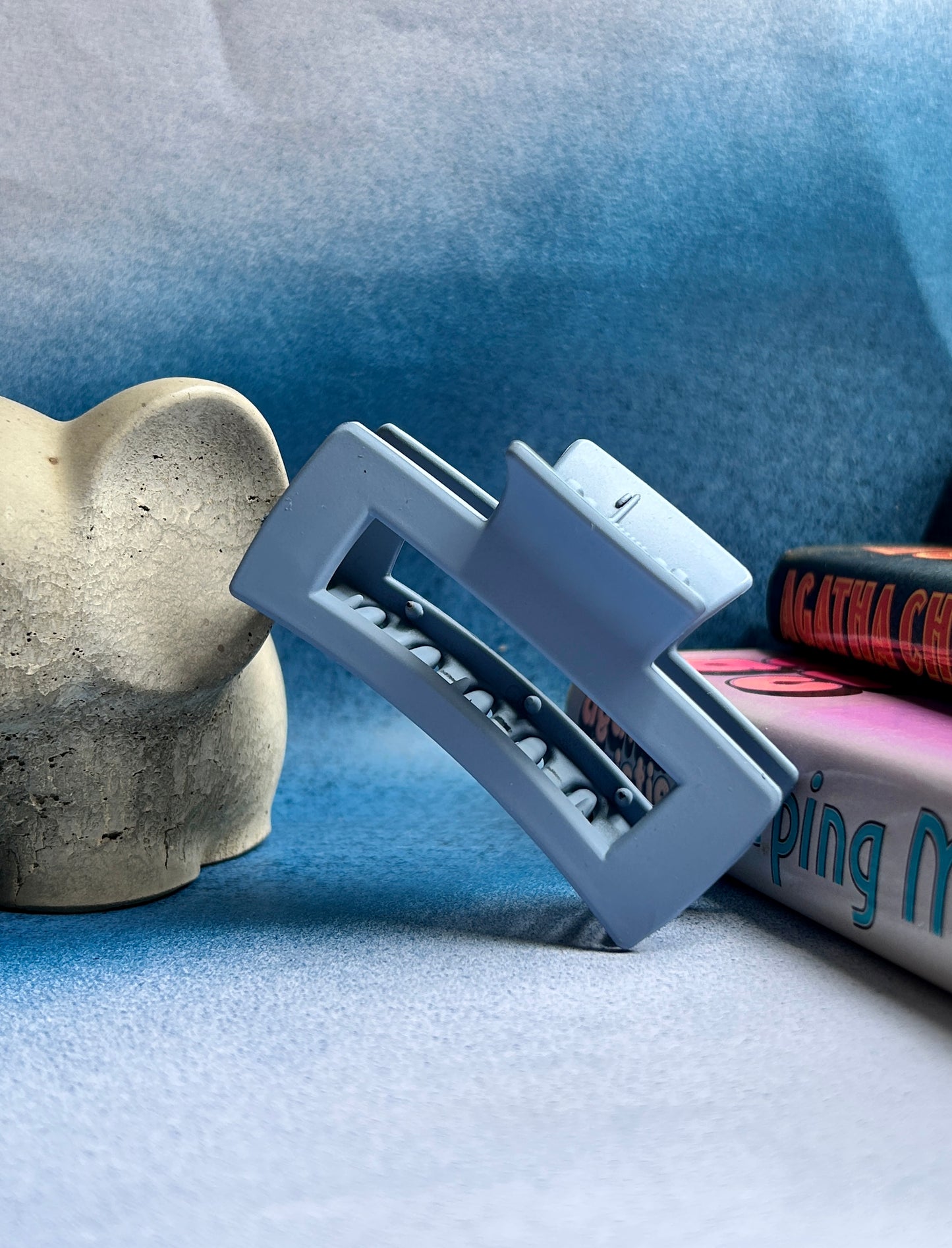 Claw Clips: The Ultimate Hair Accessory