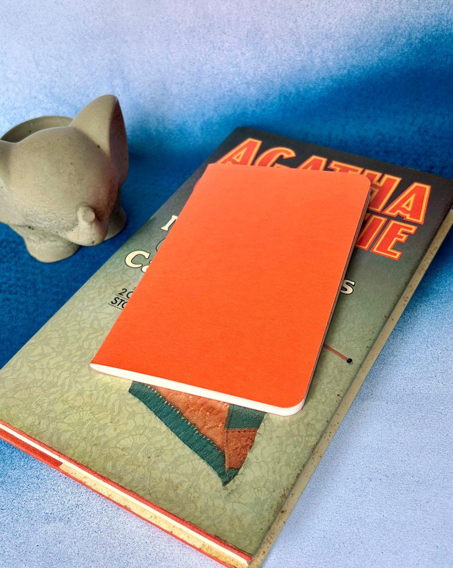 Soft Cover A6 Journal: A Compact Space for Your Bookish Ideas