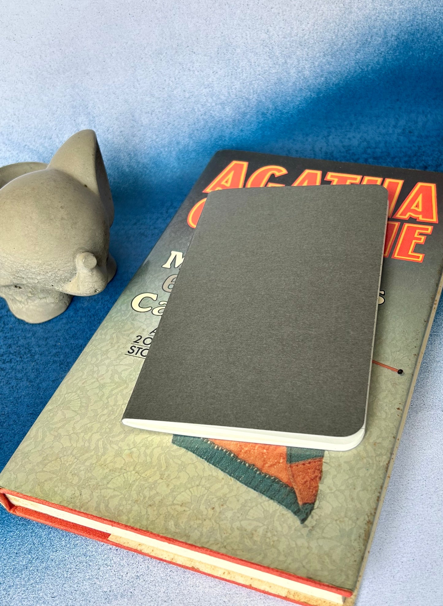 Soft Cover A6 Journal: A Compact Space for Your Bookish Ideas