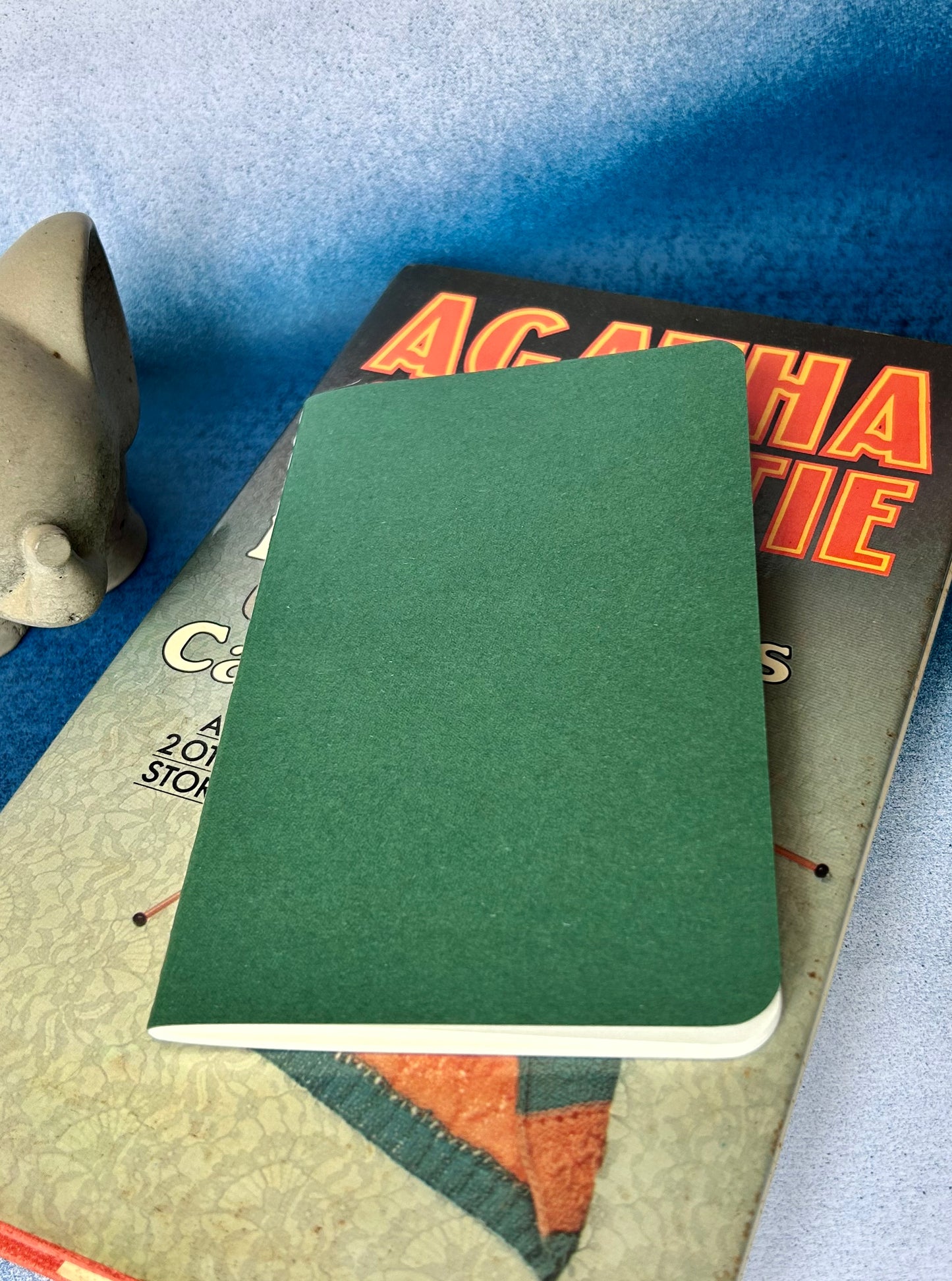 Soft Cover A6 Journal: A Compact Space for Your Bookish Ideas