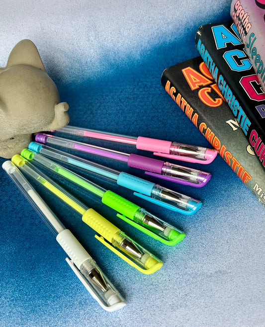 Pastel Gel Pen: Add a Soft Touch to Your Bookish Notes