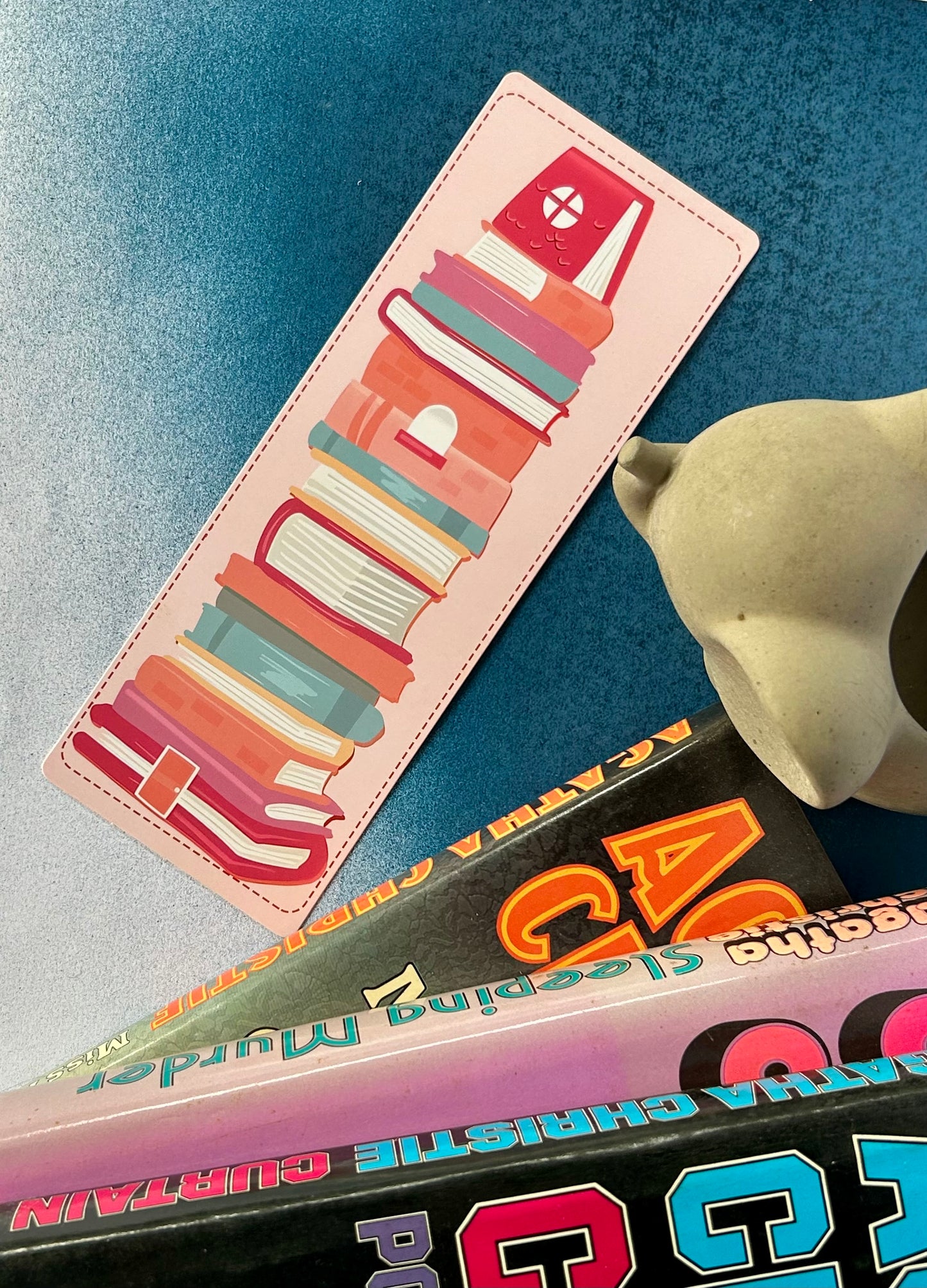 Bookshelf Tracker Bookmark: Track Your Literary Journey